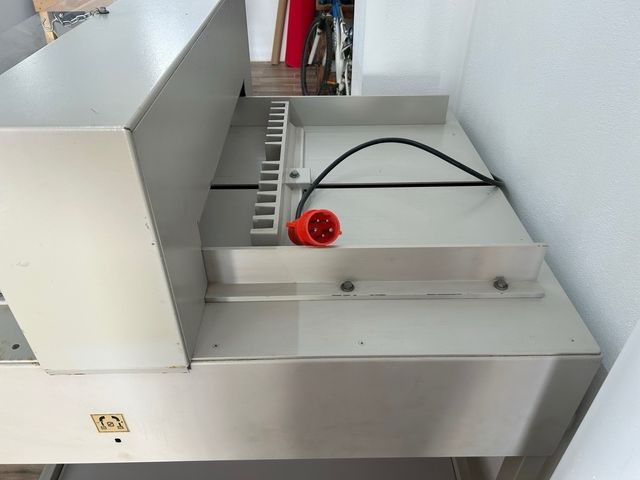 Guillotina eléctrica IDEAL