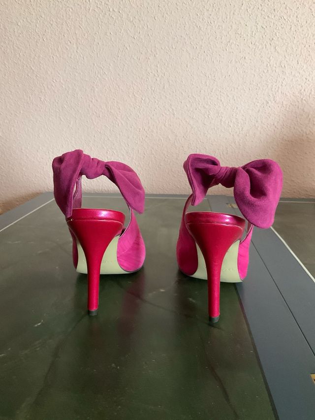 Zapatos de tacón PACOMENA rosa y morado