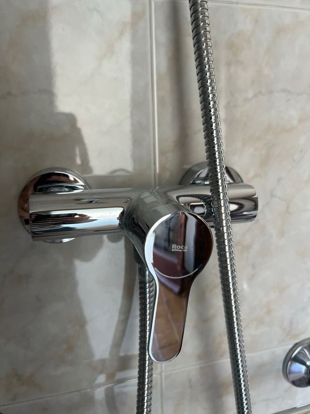 Conjunto grifería ducha Roca