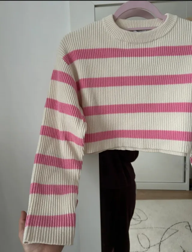 Jersey Bershka rayas rosa beige talla única