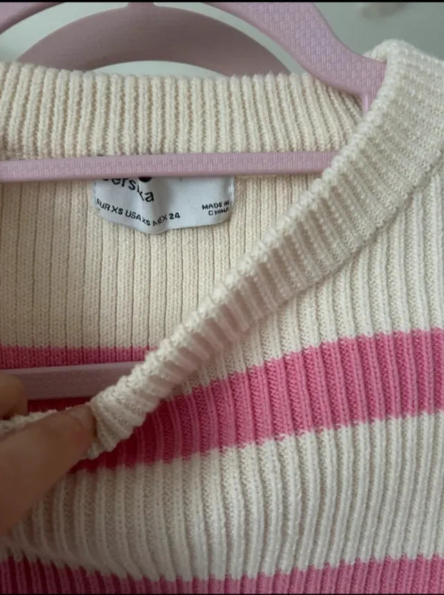 Jersey Bershka rayas rosa beige talla única