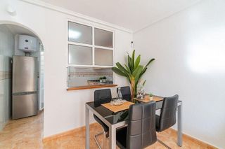 Casa adosada en venta en La Siesta - El Salado - Torreta en Torrevieja