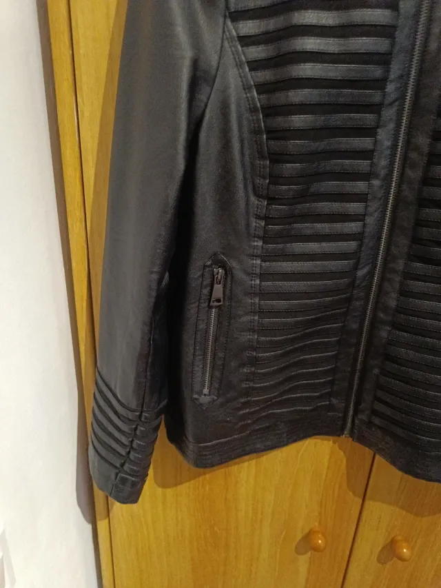 Cazadora Polipiel Negra