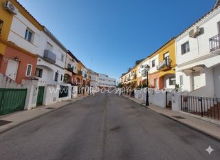 Casa adosada en venta en Gerena