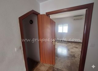 Casa adosada en venta en Gerena