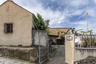 Cortijo en venta en Barrio de la Vega en Monachil