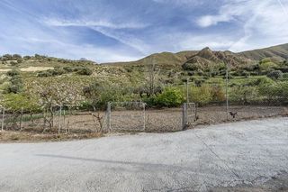 Cortijo en venta en Barrio de la Vega en Monachil