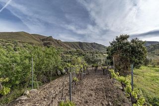 Cortijo en venta en Barrio de la Vega en Monachil