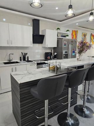 Casa adosada en venta en Alginet