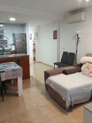 Piso en venta en Zona Piscinas en Burriana