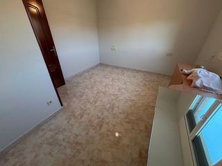 Chalet en venta en Joc de la Bola - Camps d'Esports - Ciutat Jardí - Montcada en Lleida