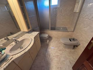 Chalet en venta en Joc de la Bola - Camps d'Esports - Ciutat Jardí - Montcada en Lleida