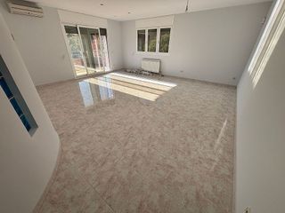 Chalet en venta en Joc de la Bola - Camps d'Esports - Ciutat Jardí - Montcada en Lleida