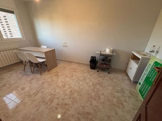 Chalet en venta en Joc de la Bola - Camps d'Esports - Ciutat Jardí - Montcada en Lleida