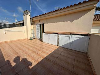 Casa adosada en venta en Zona Alta en Puçol