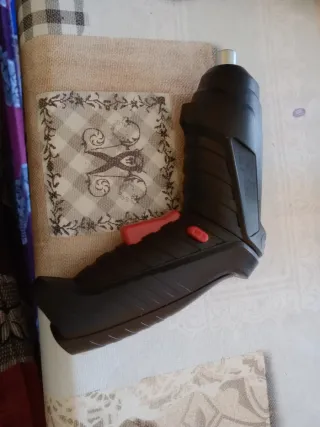 Destornillador Eléctrico con Accesorios