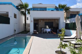 Chalet en venta en Bigastro