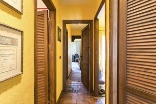 Casa adosada en venta en Benahavís