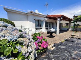 Casa pareada en venta en Verín