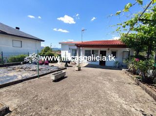 Casa pareada en venta en Verín