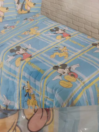 2 Copriletti uguali Mickey e Pluto Azzurro