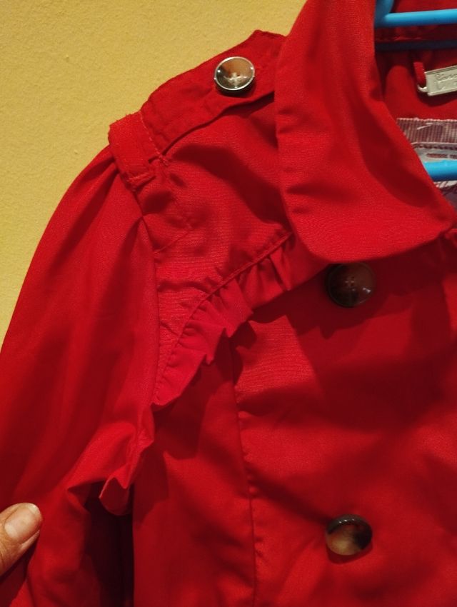 Gabardina niña talla 4 años