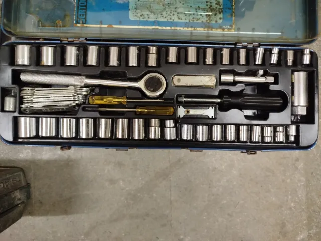 Juego de carraca y vasos