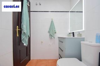 Piso en venta en Zubia (La)