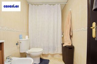 Piso en venta en Zubia (La)