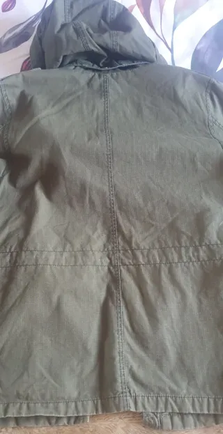 Chaqueta niño verde militar H&M