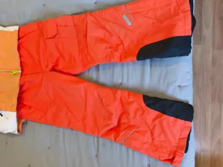 Anorak  Söll y pantalón de esquí Icepeak. T 120