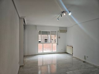 Piso en venta en La Serna en Fuenlabrada