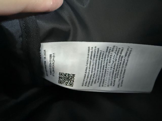 Mochila Guess Negra y Gris