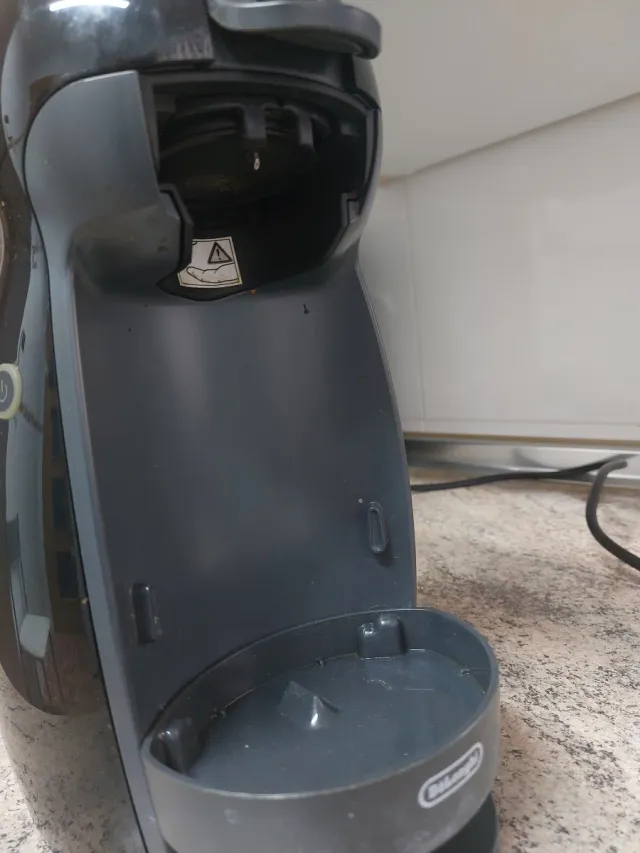 Cafetera Nescafé Dolce Gusto Negra