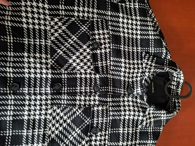 Chaqueta cuadros Pull and Bear mujer