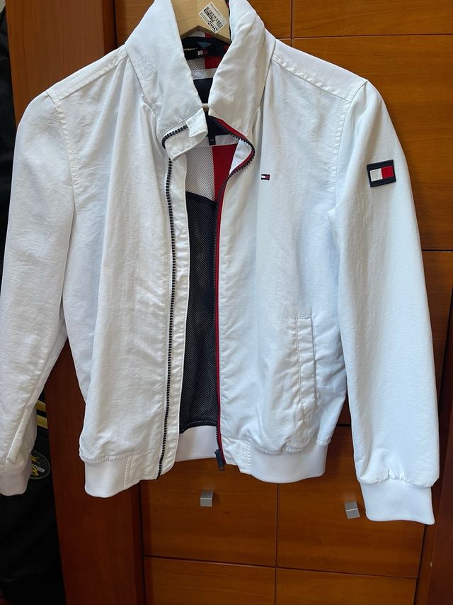 Cazadora Tommy Hilfiger Blanca T 10 años