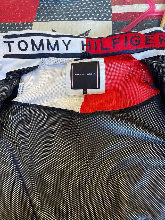 Cazadora Tommy Hilfiger Blanca T 10 años