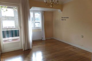Piso en venta en Centro - Desierto - Arrontegi en Barakaldo