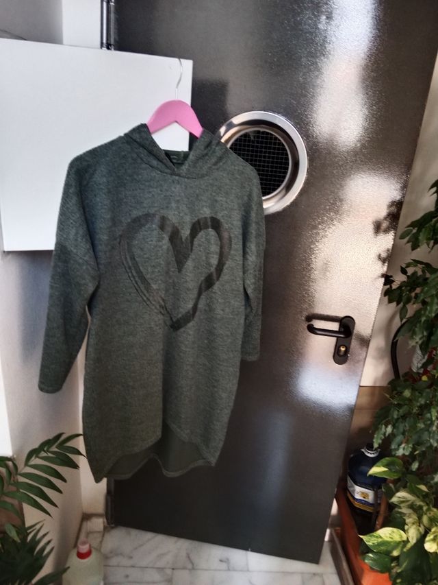 Vestido juvenil verde con corazón talla XL