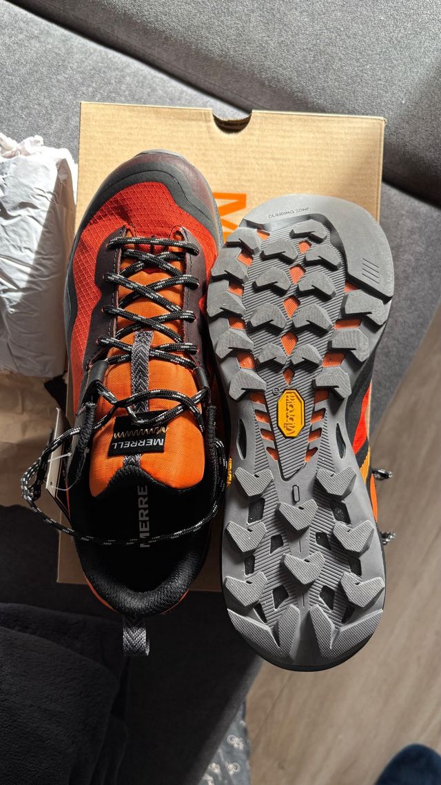 Vendo Zapatillas Merrell Gore-Tex Naranja/Negro