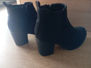 Botines tacón negros