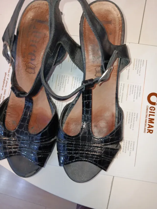 Sandalias Negras Neggas Talla 37