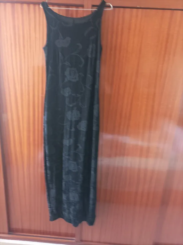 Vestido largo negro floral