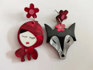 Pendientes Cuento Caperucita y Lobo
