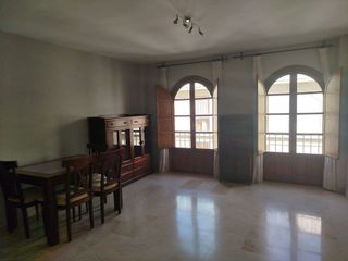 Piso en alquiler en Museo en Sevilla