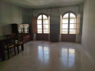 Piso en alquiler en Museo en Sevilla