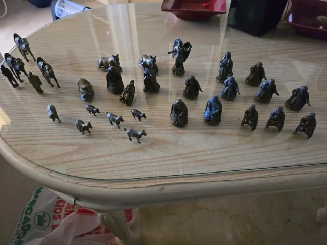 Belén de bronce figuras