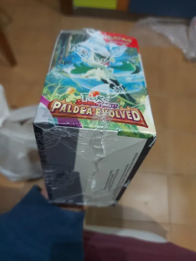 Caixa Paldea Evolved Pokémon 36 pacotes