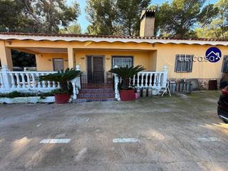 Chalet en venta en Vilamarxant