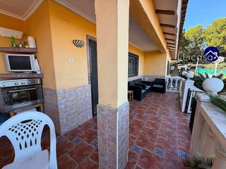 Chalet en venta en Vilamarxant